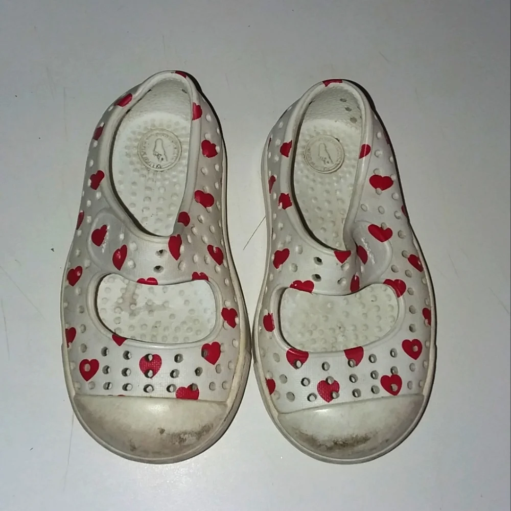 Native Shoes - Picture 1 of 7